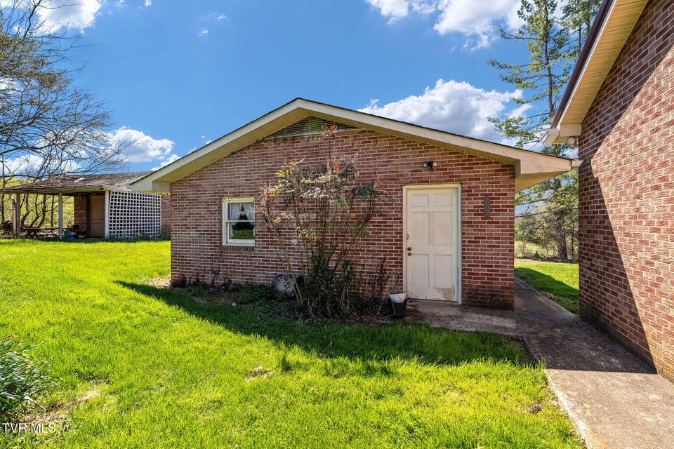 Photo #12: 431 Bowmantown Road