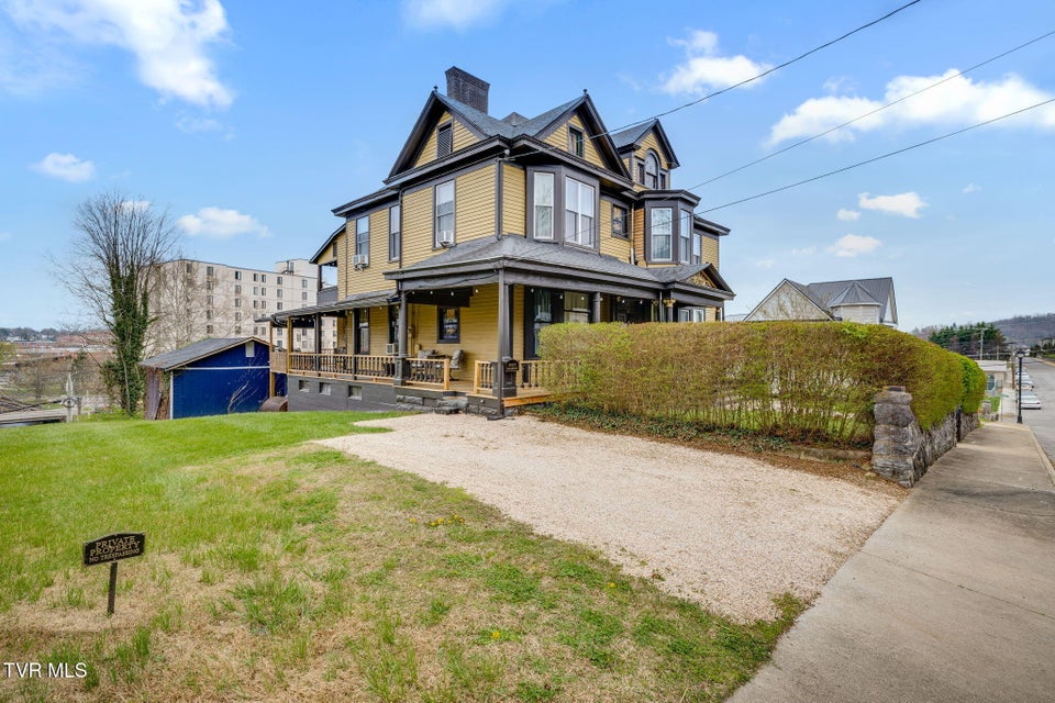 Photo #63: 211 Johnson Street