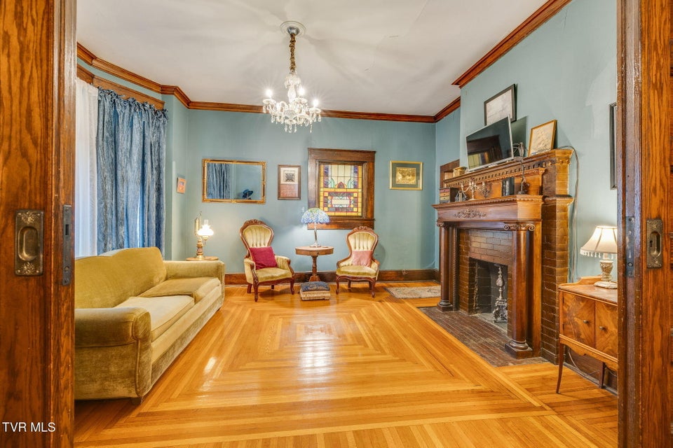 Photo #9: 211 Johnson Street