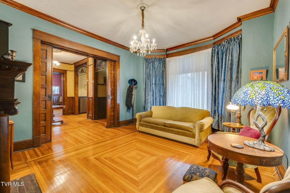 Photo #10: 211 Johnson Street