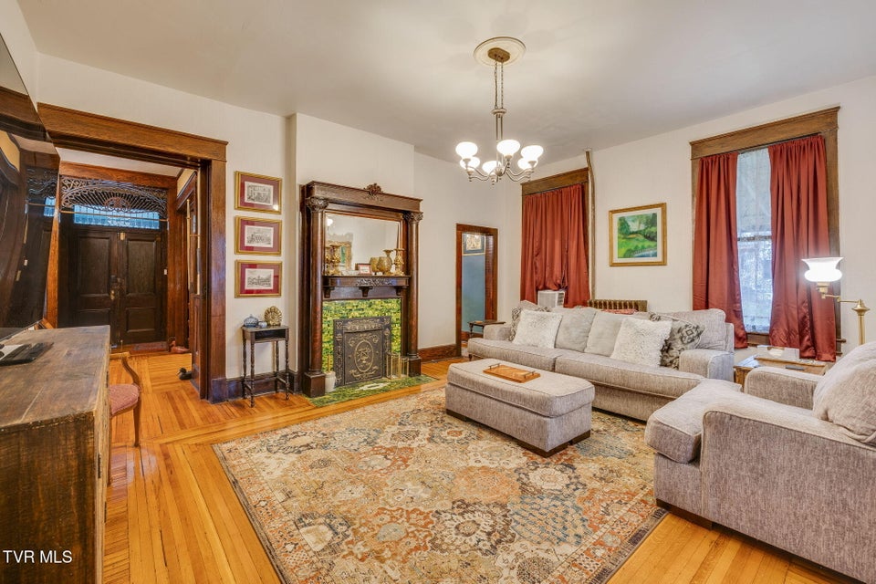 Photo #16: 211 Johnson Street