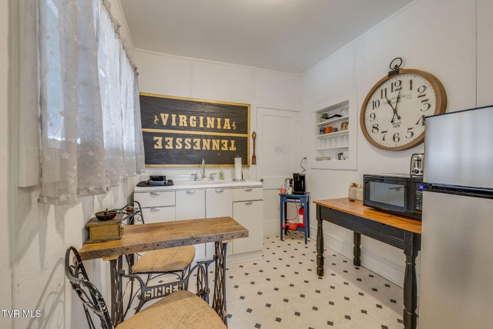 Photo #40: 211 Johnson Street