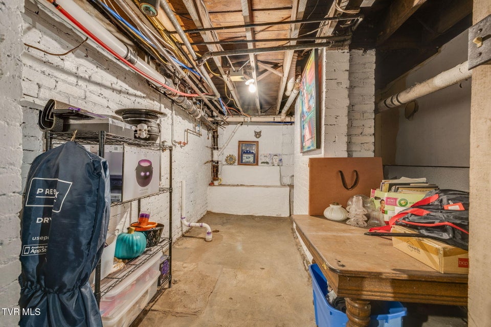 Photo #54: 211 Johnson Street