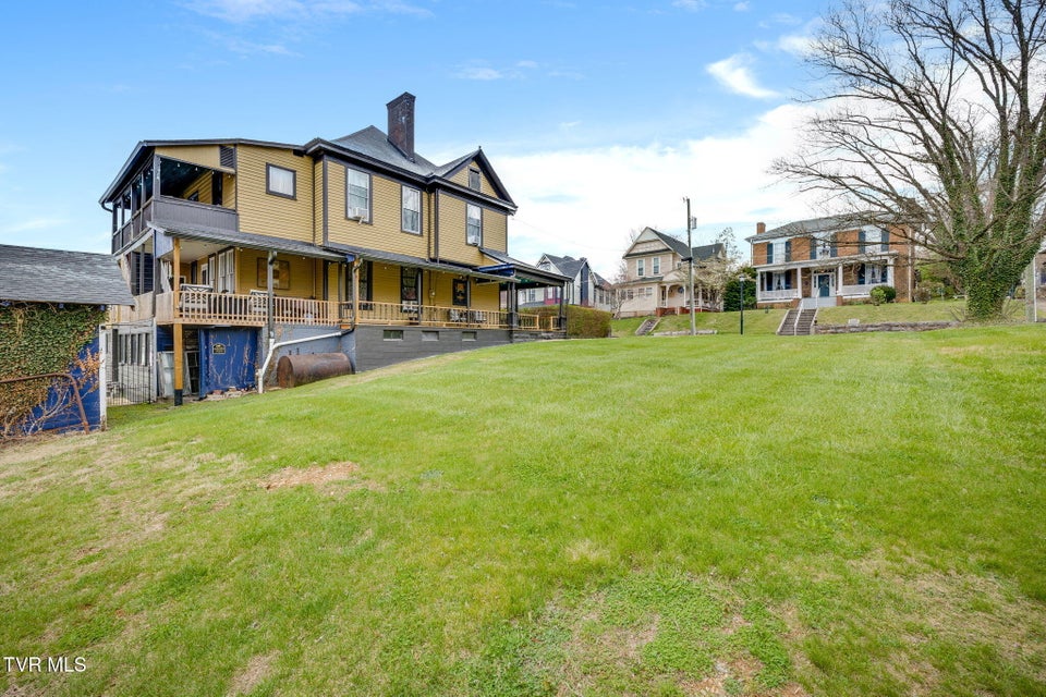 Photo #66: 211 Johnson Street