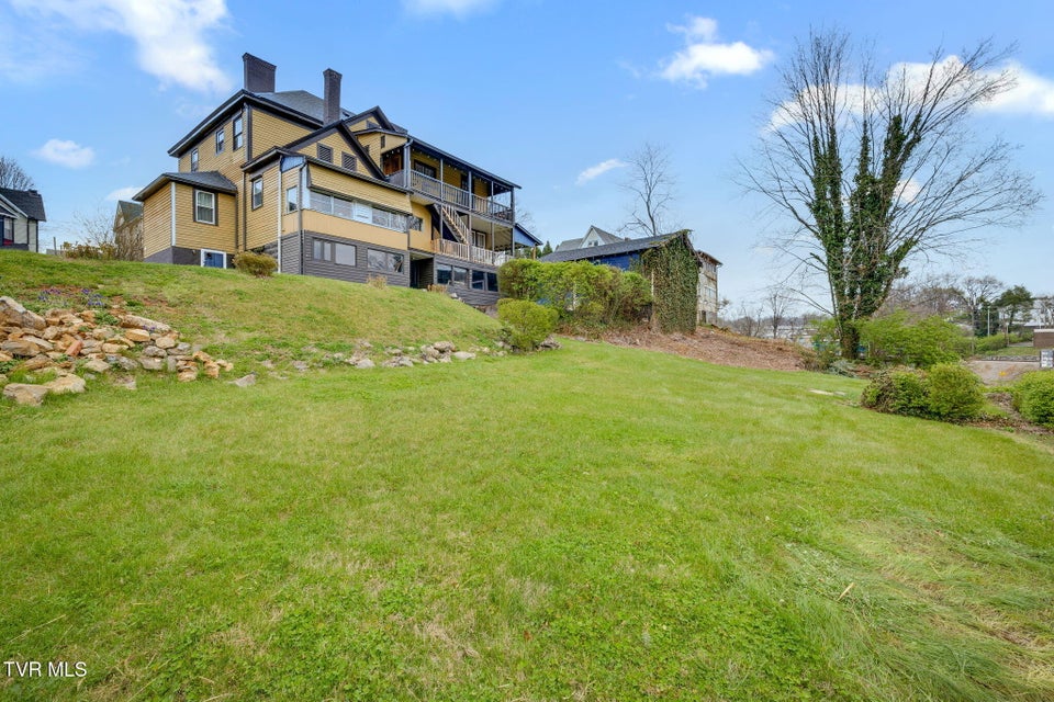 Photo #67: 211 Johnson Street