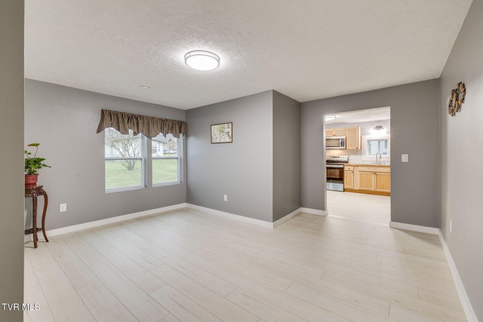 Photo #10: 199 Culdesac Drive