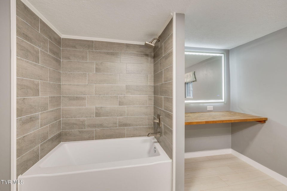 Photo #16: 199 Culdesac Drive