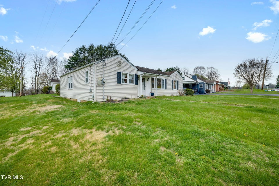 Photo #3: 1326 Valley Drive