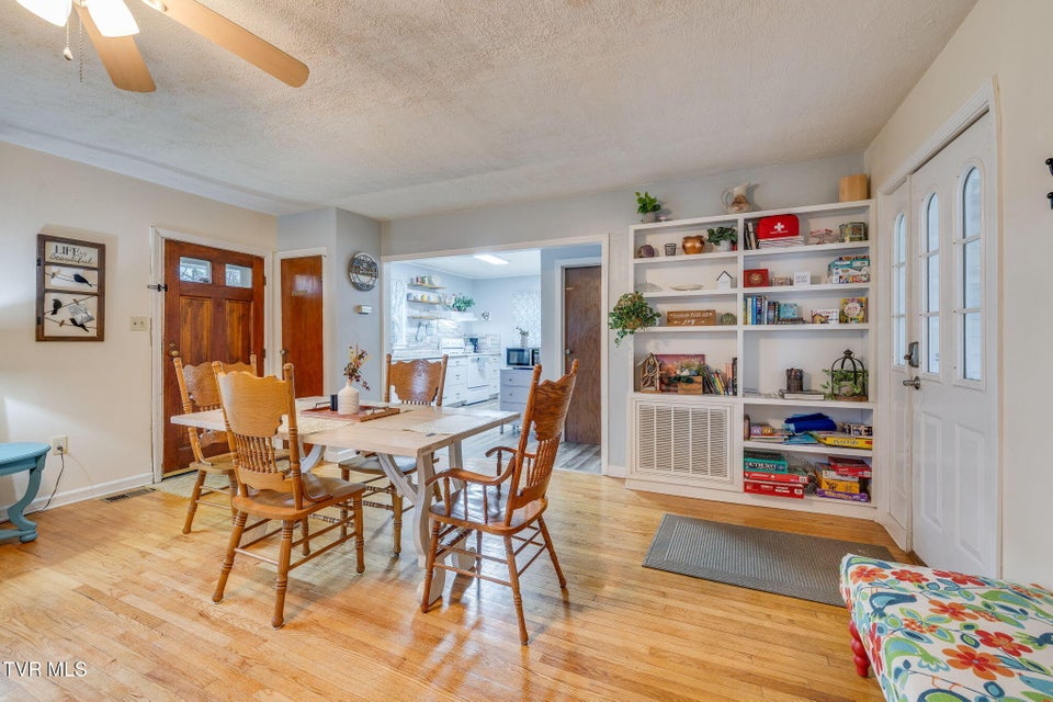 Photo #8: 1326 Valley Drive