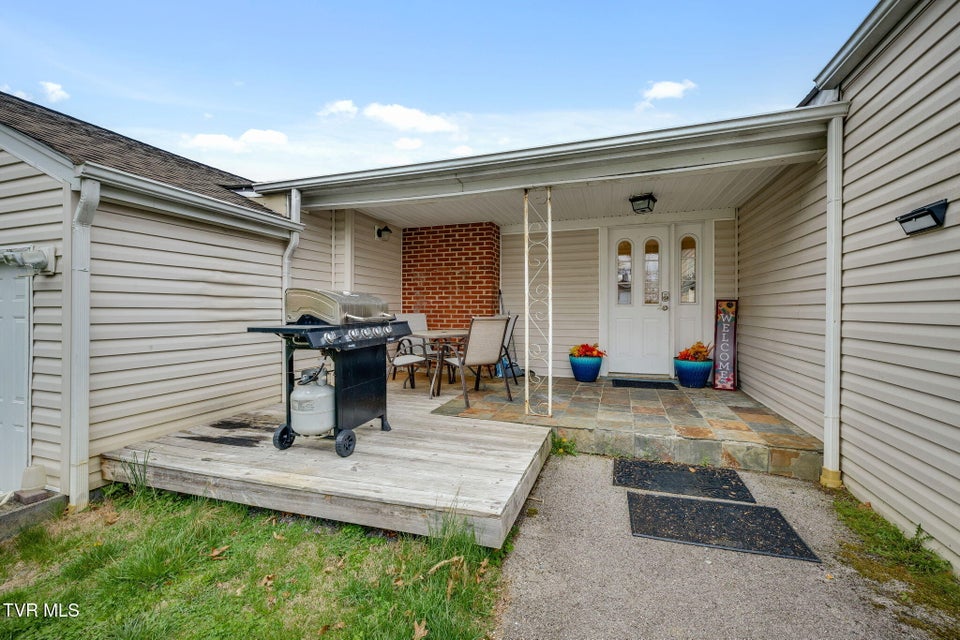 Photo #27: 1326 Valley Drive