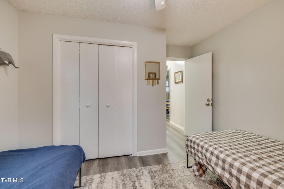 Photo #41: 1326 Valley Drive