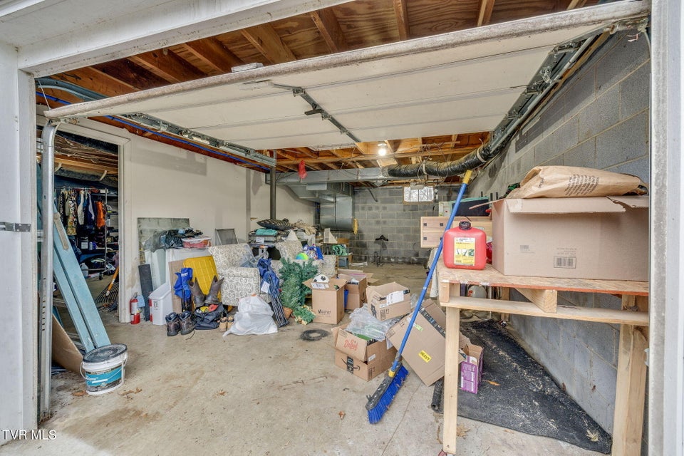 Photo #42: 1326 Valley Drive