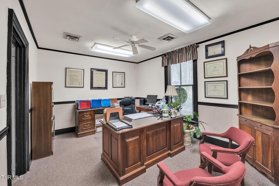 Photo #22: 158 Valley Street