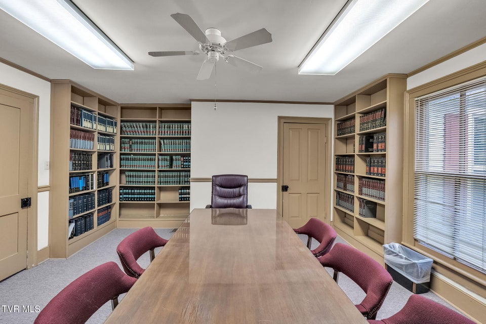 Photo #39: 158 Valley Street