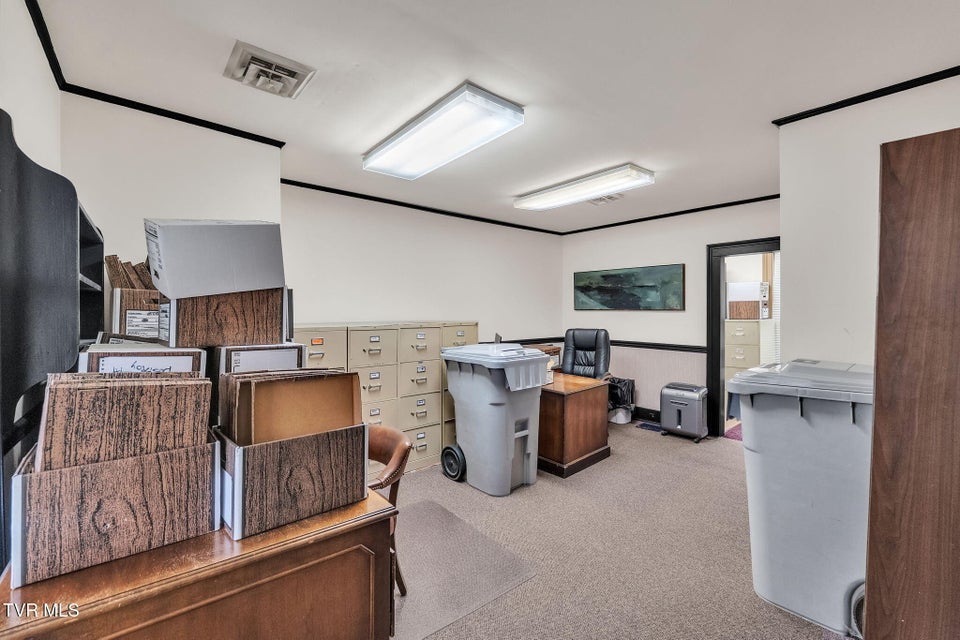 Photo #28: 158 Valley Street