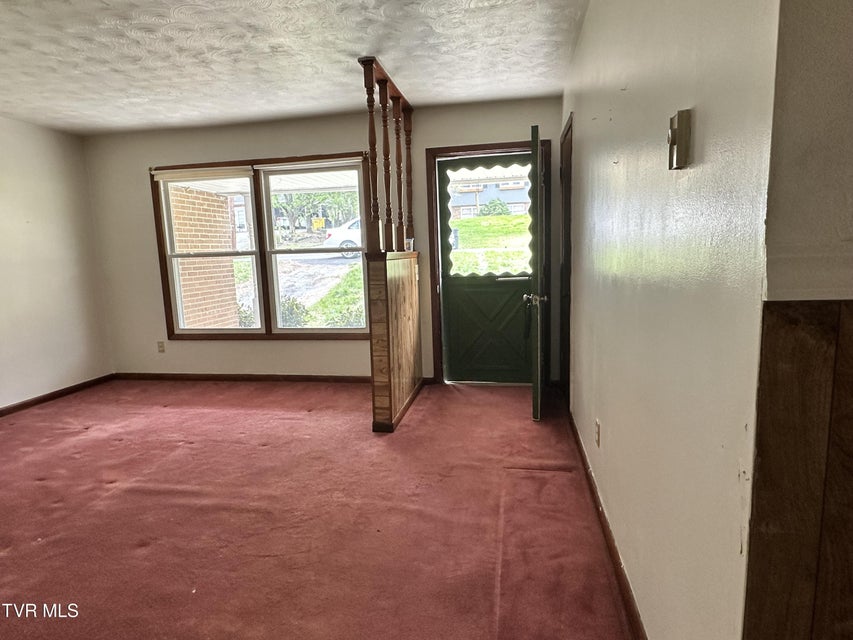 Photo #4: 4624 Woodcliff Drive