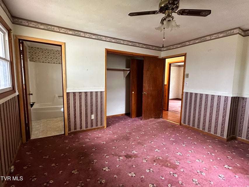 Photo #20: 4624 Woodcliff Drive