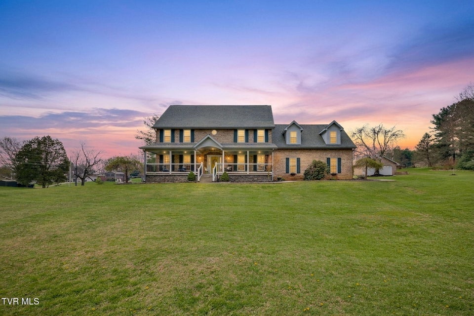 Photo #2: 507 Wakefield Court