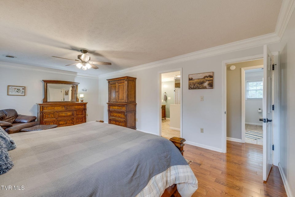 Photo #26: 507 Wakefield Court