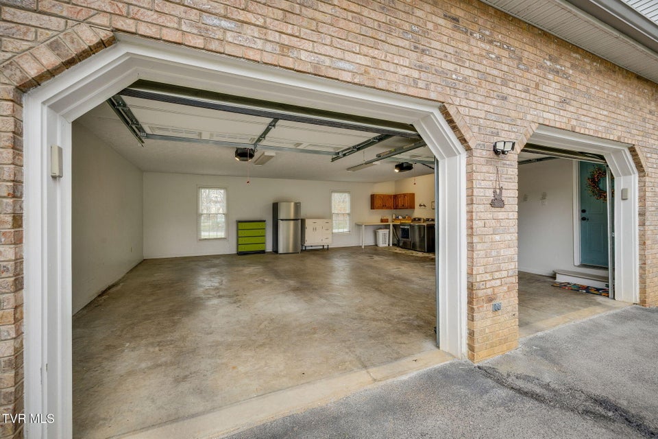 Photo #43: 507 Wakefield Court