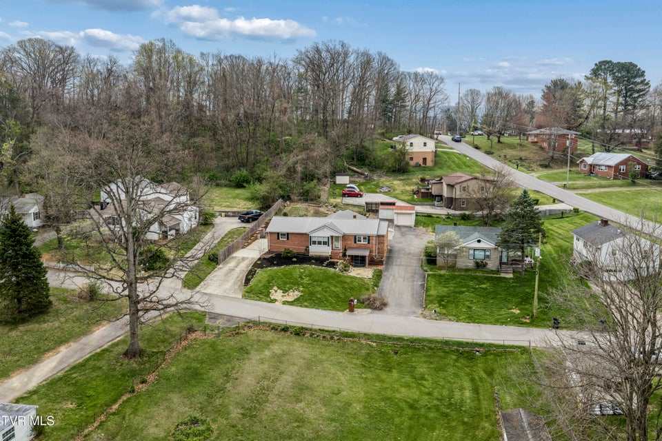 Photo #3: 1208 Robinhood Road