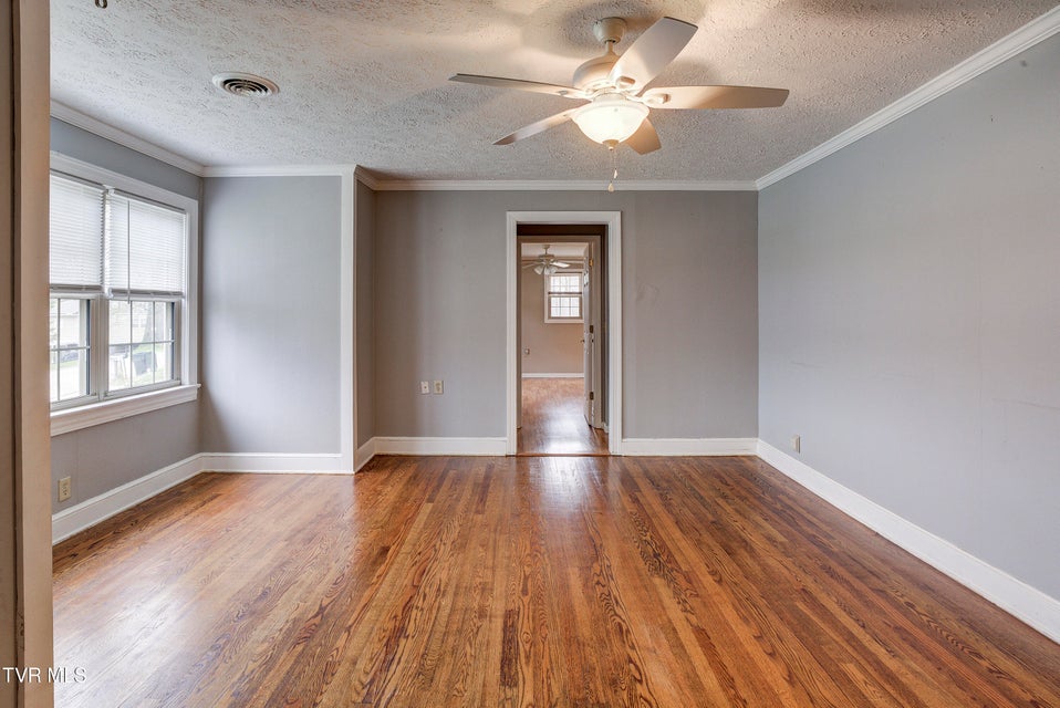 Photo #6: 1208 Robinhood Road