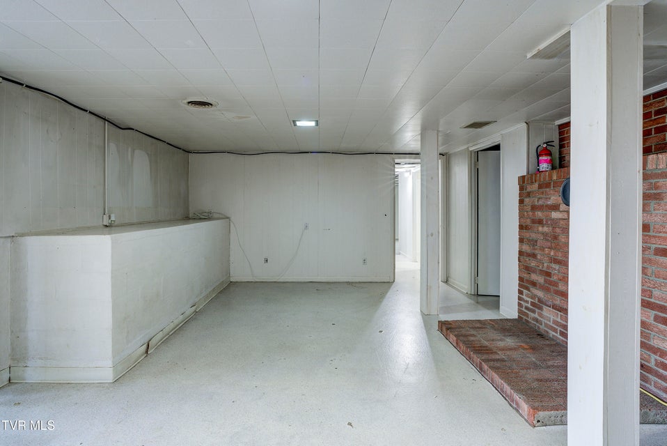 Photo #37: 1208 Robinhood Road