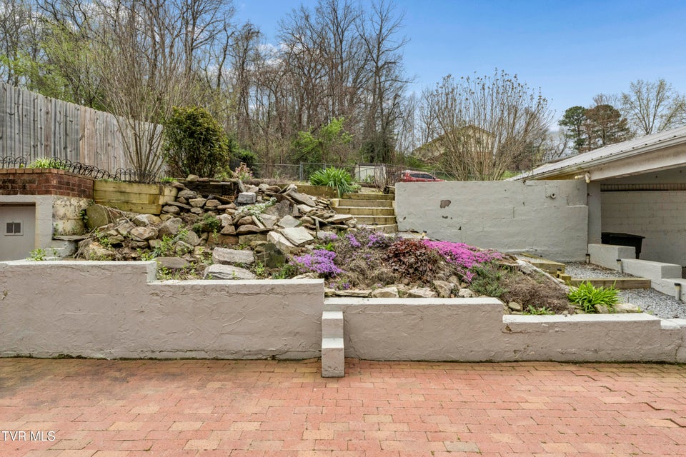 Photo #51: 1208 Robinhood Road