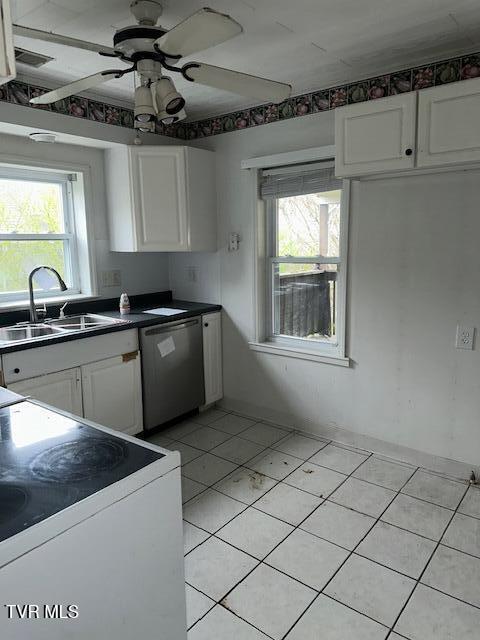 Photo #17: 1936 Darnell Drive