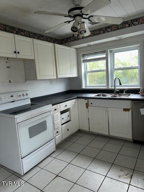 Photo #19: 1936 Darnell Drive