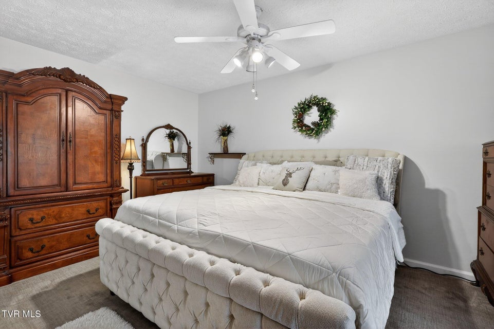 Photo #12: 12138 Dettor Road