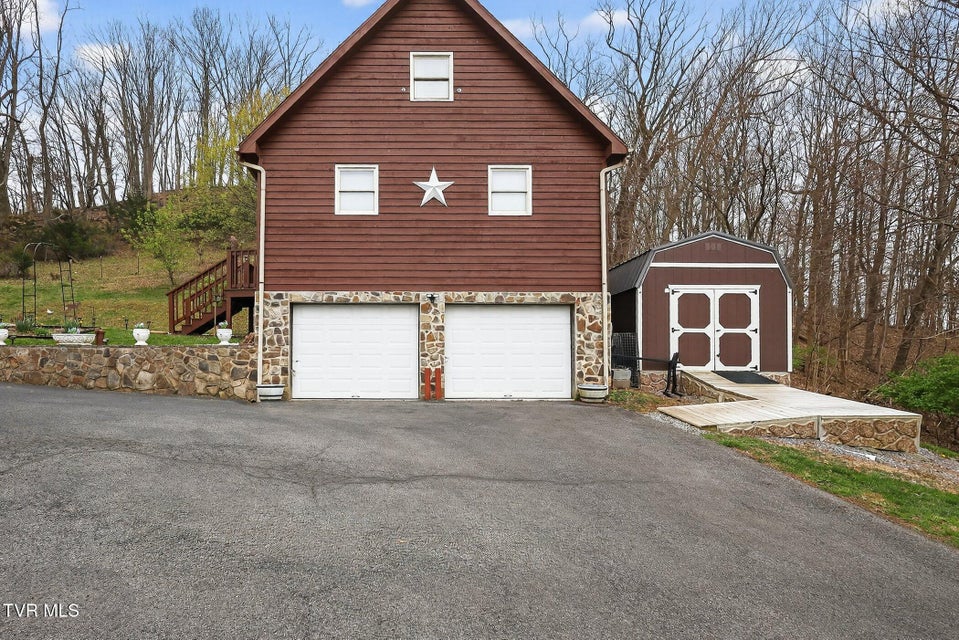 Photo #25: 12138 Dettor Road