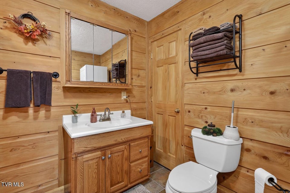 Photo #29: 12138 Dettor Road