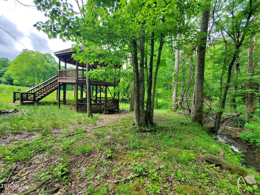 Photo #9: 206 Toms Creek Drive