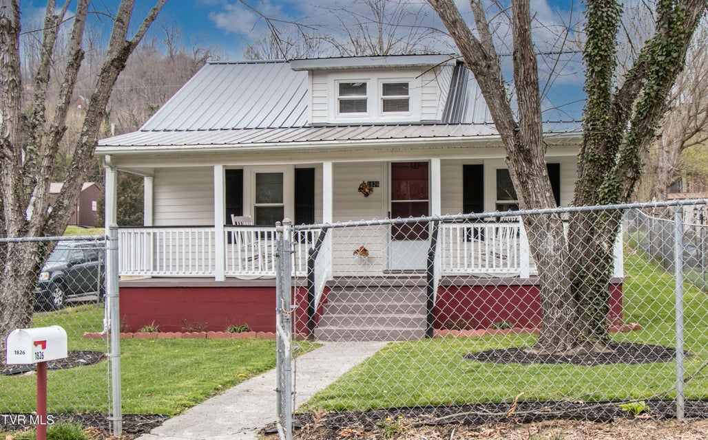 Photo #3: 1826 Pittstown Road