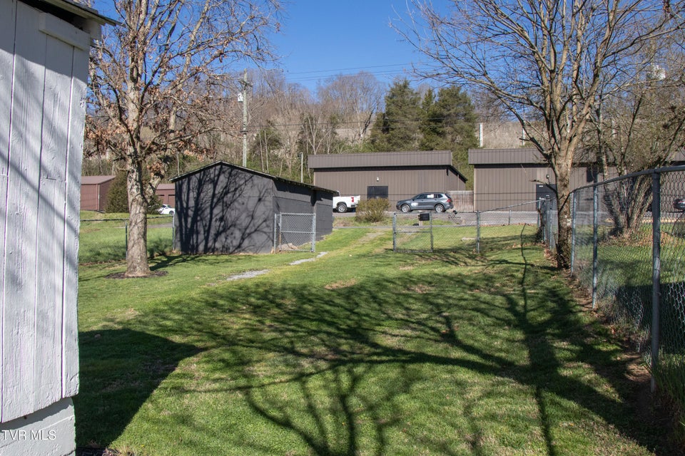 Photo #11: 1826 Pittstown Road