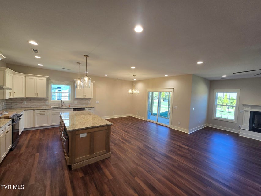 Photo #6: 1616 Maple Ridge Court