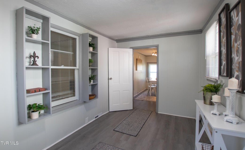 Photo #24: 1826 Pittstown Road