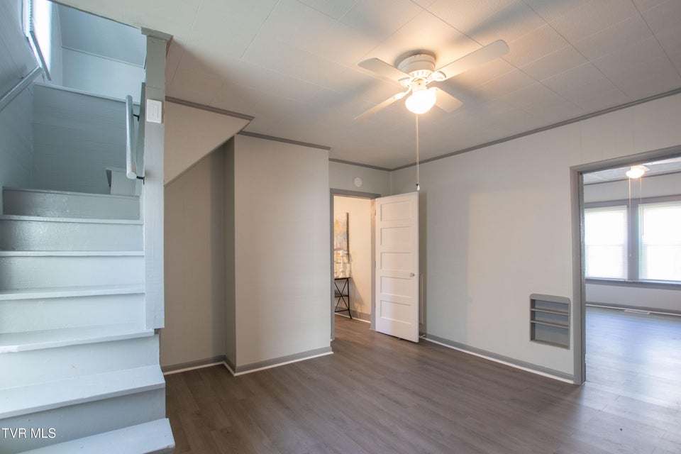 Photo #28: 1826 Pittstown Road