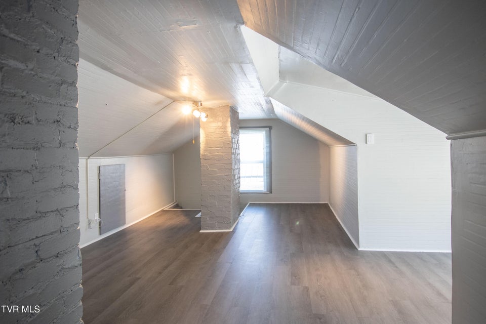 Photo #39: 1826 Pittstown Road