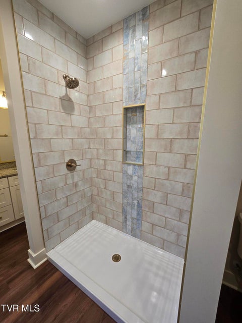 Photo #15: 1616 Maple Ridge Court