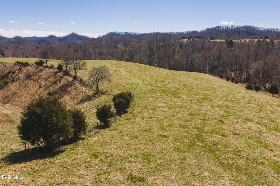 Photo #22: 179 Sutton Hollow Road