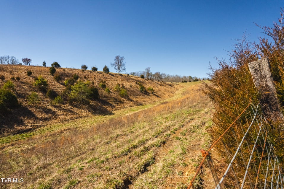 Photo #40: 179 Sutton Hollow Road