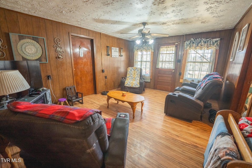 Photo #50: 179 Sutton Hollow Road