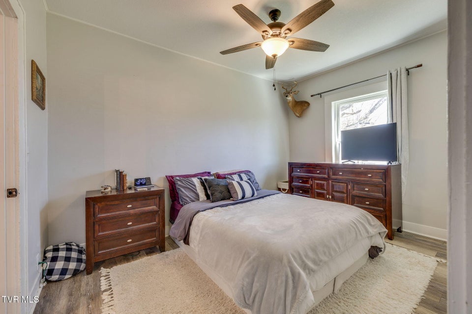 Photo #15: 258 Forest View Drive