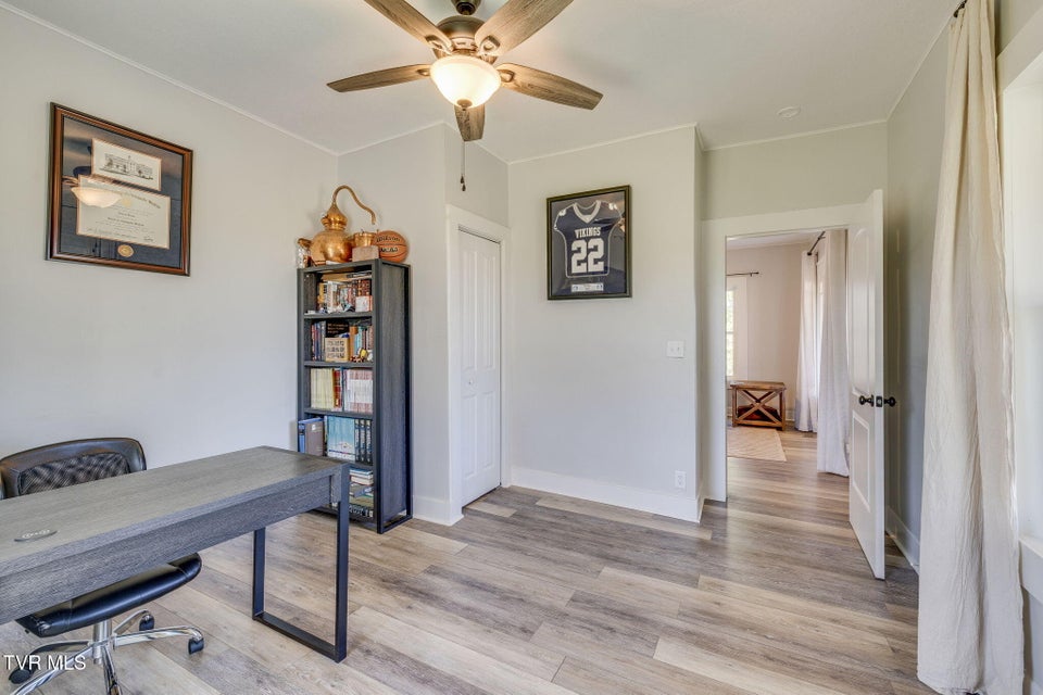 Photo #26: 258 Forest View Drive