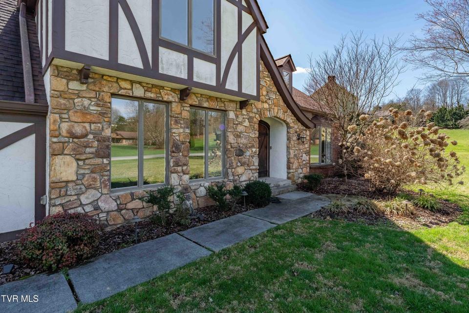 Photo #5: 746 Quail Hollow Drive