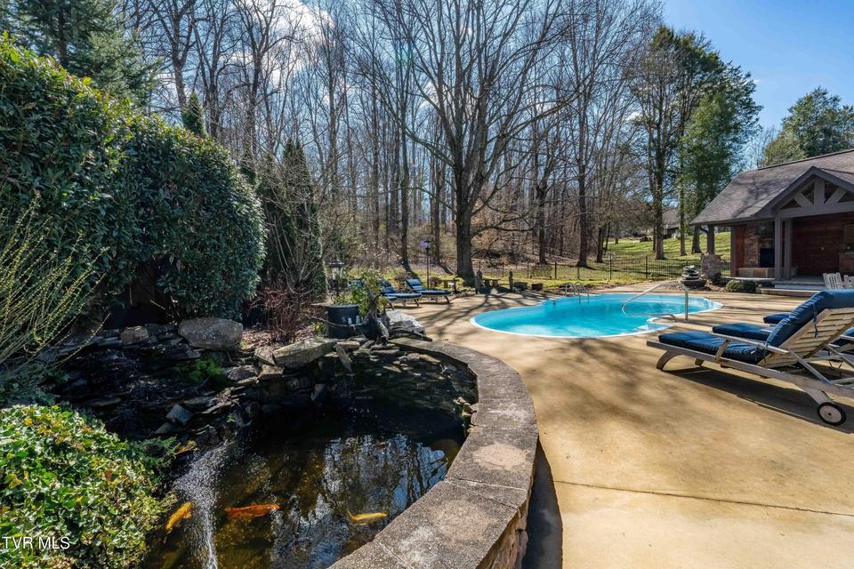 Photo #49: 746 Quail Hollow Drive