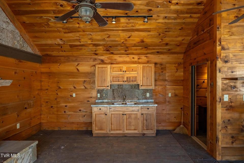 Photo #62: 746 Quail Hollow Drive