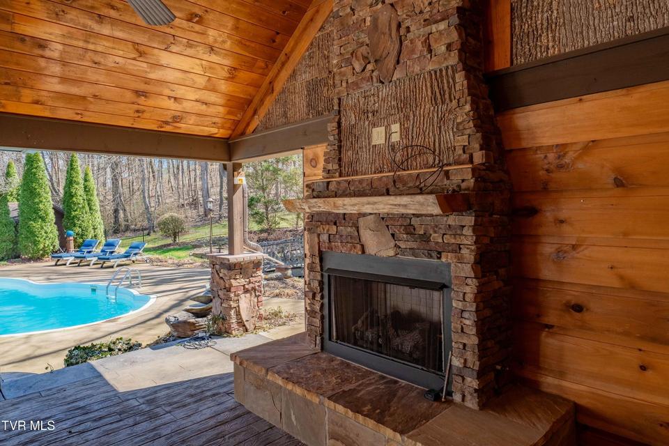 Photo #57: 746 Quail Hollow Drive